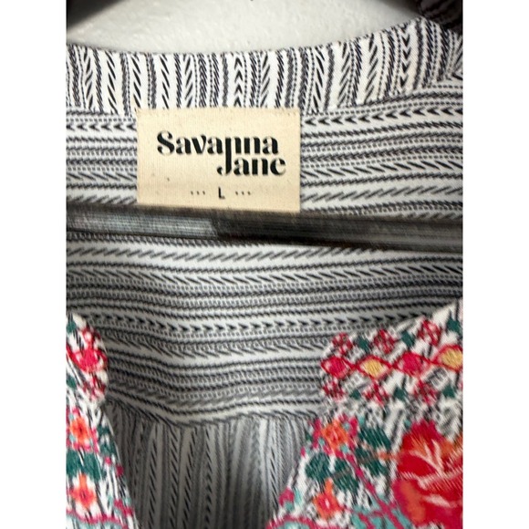 Savanna Jane Embroidered Striped Floral Top Women's Size L 3/4 Sleeve V Neck - Picture 3 of 6
